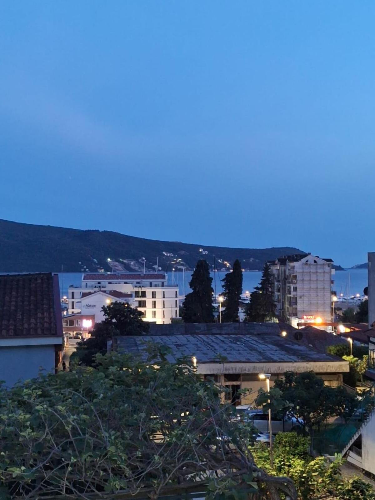 Apartments Lena Herceg Novi Kültér fotó