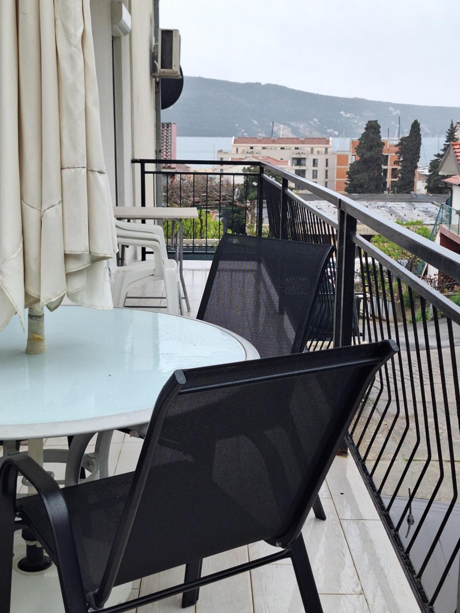 Apartments Lena Herceg Novi Kültér fotó
